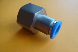 Złącze proste GW 1/2" D=10mm Sang-A