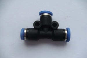 Złącze T D=4mm - D1=4mm Sang-A