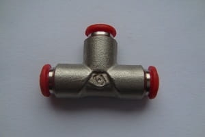 Złącze T metalowe D=6mm - D1=6mm