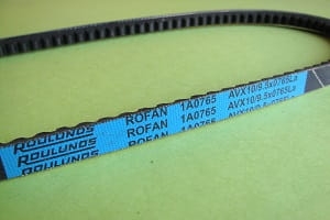 Pas uzębiony AVX10x765 La Roulunds