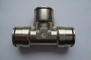 Złącze T D=14mm - D1=14mm (mosiądz-niklowany) Camozzi