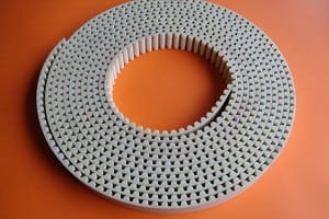 Pas zębaty PU 14M 40mm w metrażu