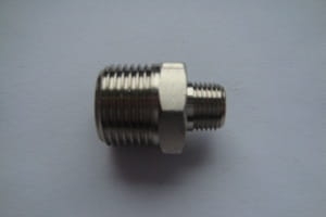Nypel redukcyjny GZ 3/8" - GZ 1/8" (mosiądz-niklowany)