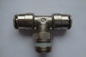 Złącze T obrotowe GZ R1/4" D=6mm (mosiądz-niklowany) Camozzi