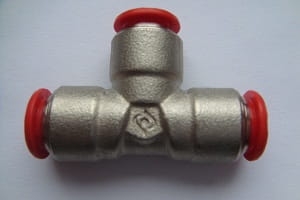 Złącze T metalowe D=10mm - D1=10mm
