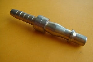 Wtyczka szybkozłączki FG 33 z tuleją do węża 7mm