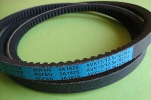 Pas uzębiony AVX13x1825 La Roulunds