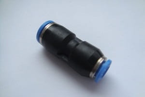 Złącze proste dwustronne redukcyjne D1=8mm-D2=6mm Festo 