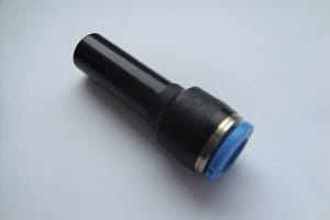 Złącze proste z wtyczką redukcyjną D1=10mm D2=8mm Festo