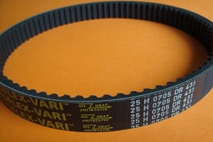 Pas wariatorowy 25H0705DR (25x8x655Li) Roulunds