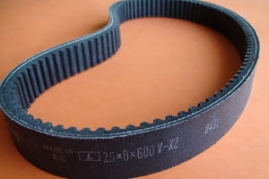 Pas wariatorowy 26x8x680 V-XZ Strongbelt