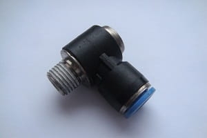 Złącze kątowe obrotowe GZ R1/4" D=10mm Festo